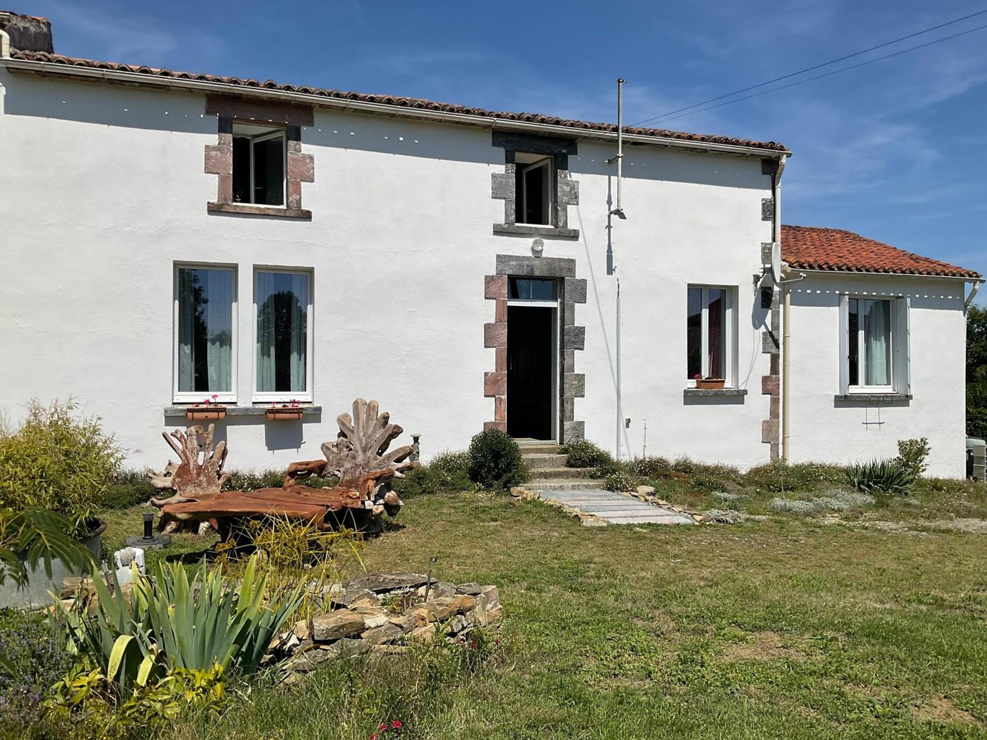 Saint-Pierre-du-CheminLa Brionniere住宿加早餐旅馆 外观 照片