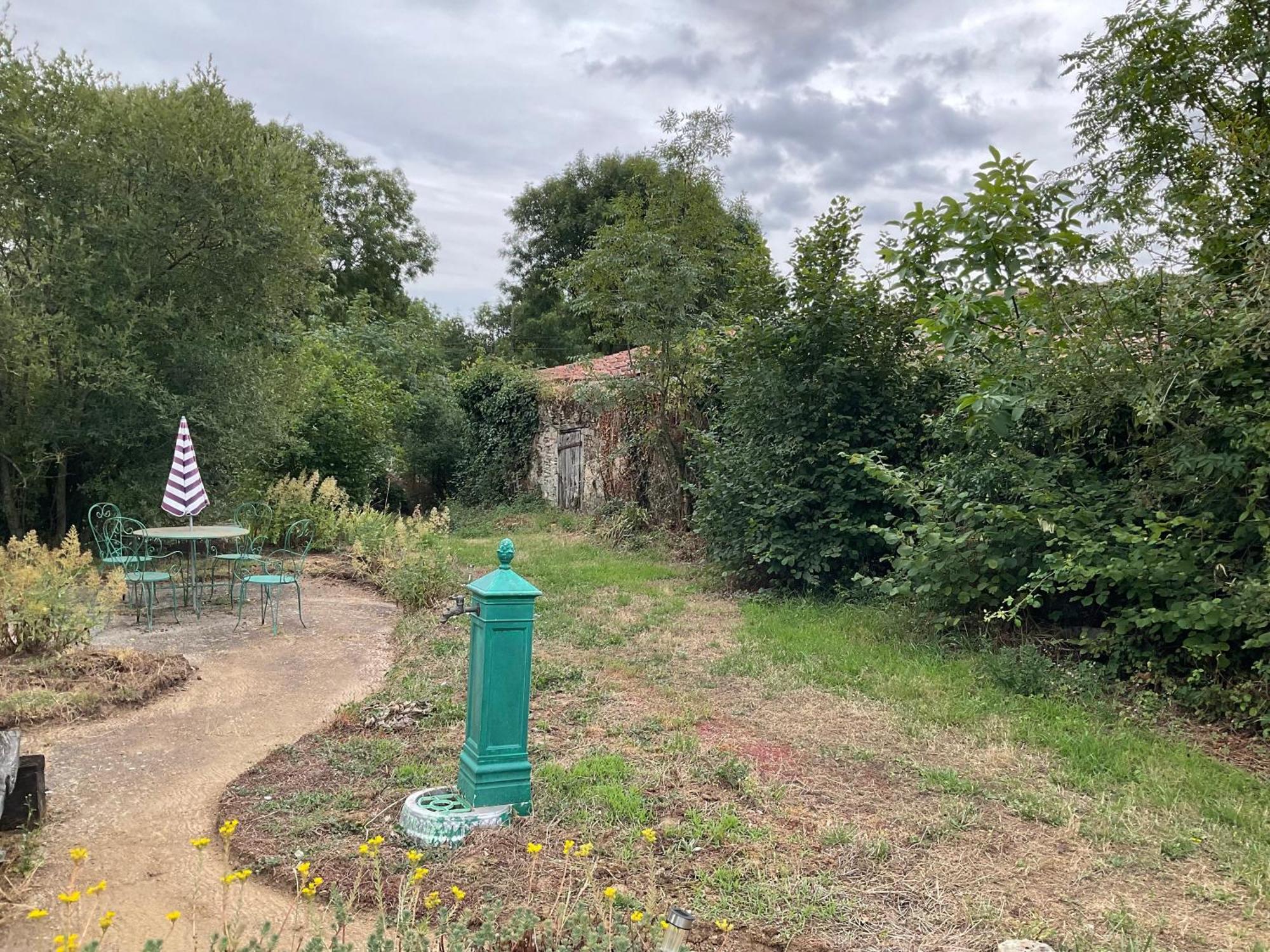Saint-Pierre-du-CheminLa Brionniere住宿加早餐旅馆 外观 照片